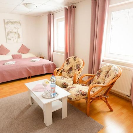 Penzion Romantik Dolná Streda Exterior foto